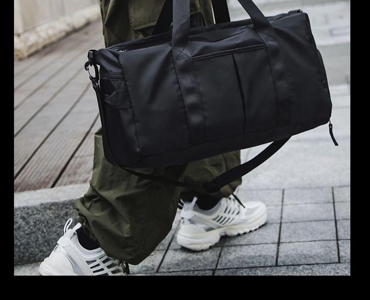 Plain Nylon Duffel Bag Product Image