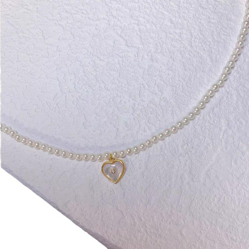 Heart-Shaped Faux Pearl Pendant Necklace Product Image