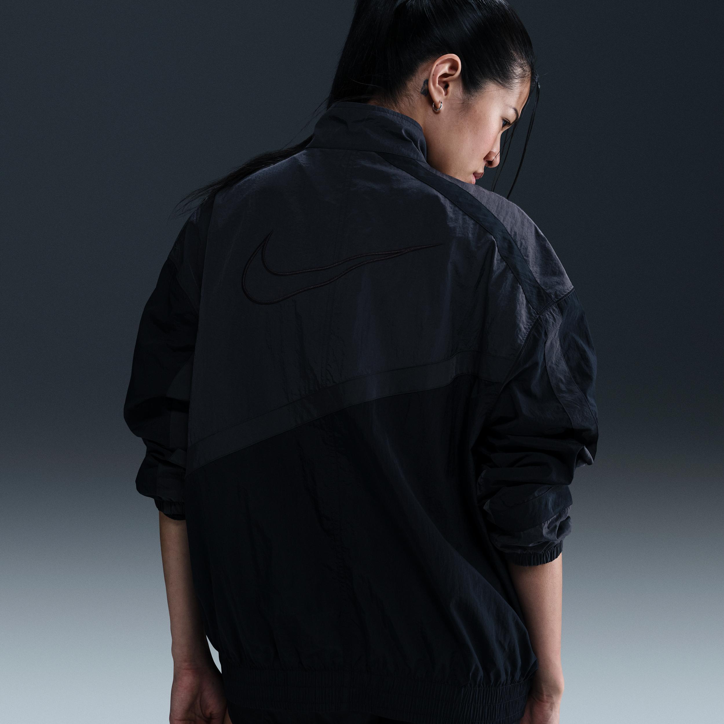 Nike Sportswear Women's Oversized Woven Jacket Product Image