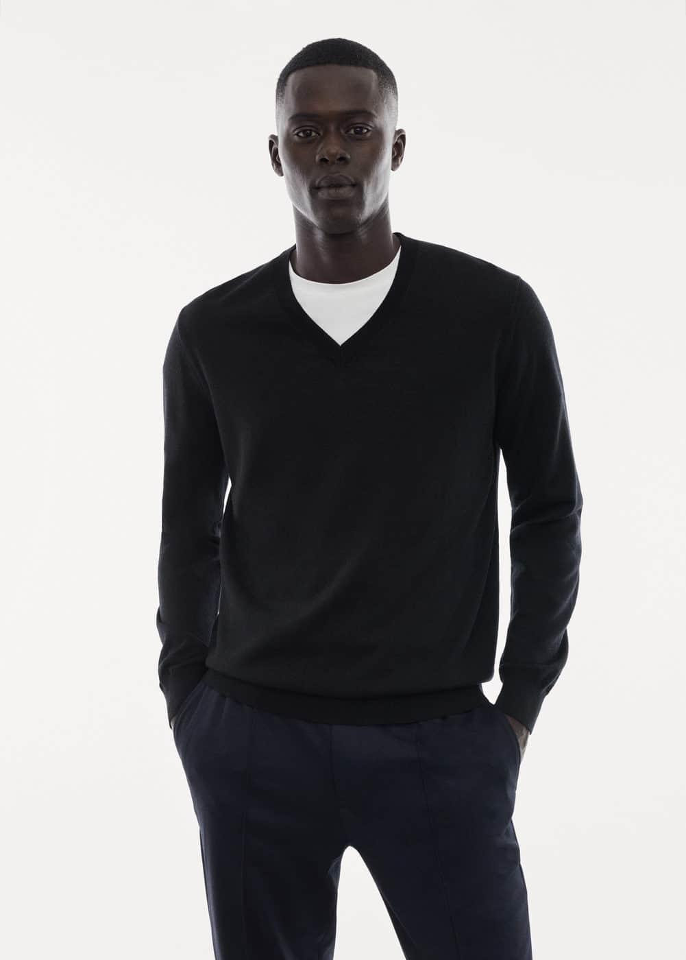 MANGO MAN - 100% merino wool V-neck sweater blackMen Product Image