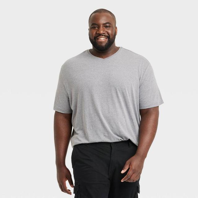 Mens Big & Tall Every Wear Short Sleeve V-Neck T-Shirt - Goodfellow & Co 5XL Product Image