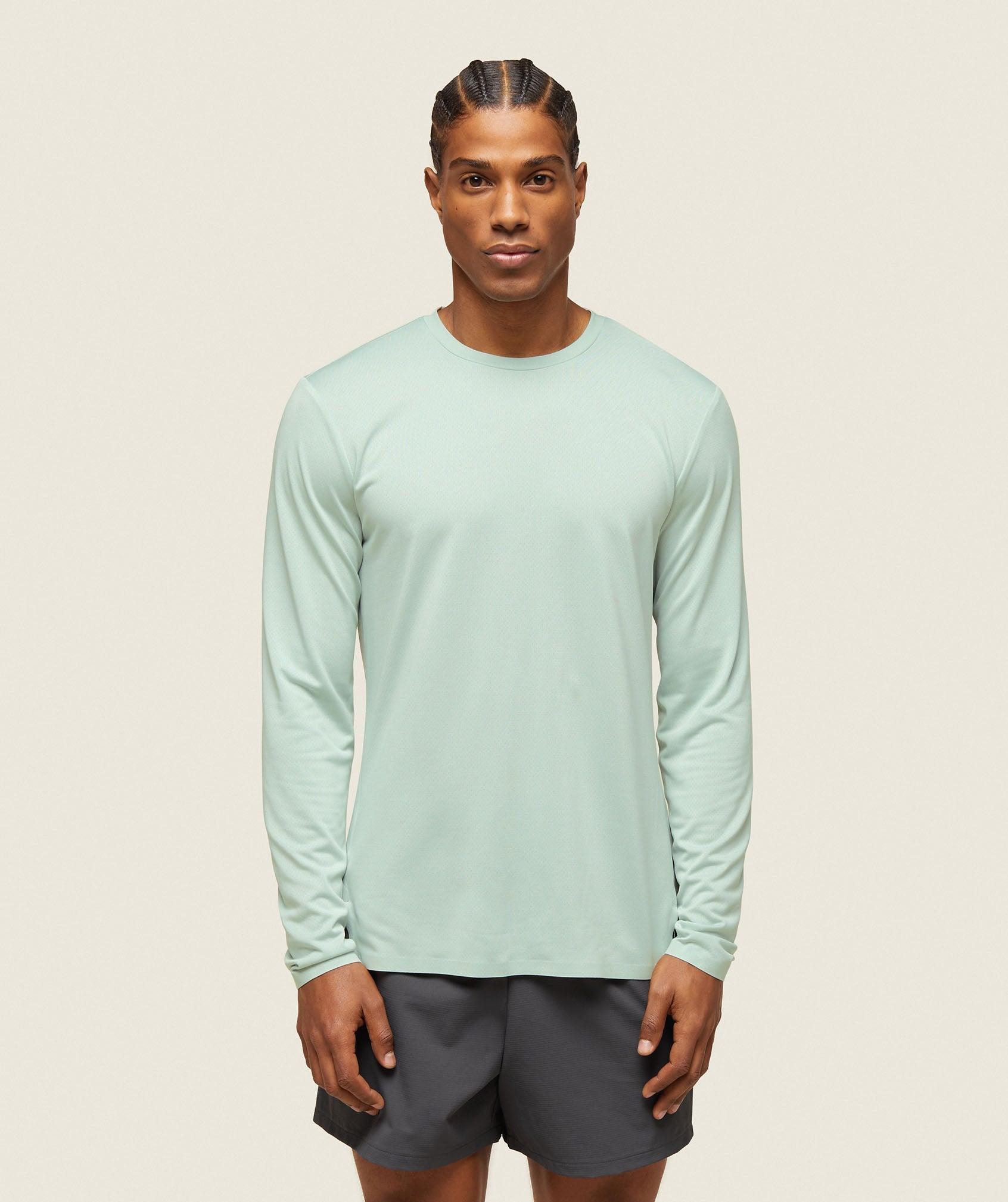 everywear Tech Long Sleeve Tee Product Image