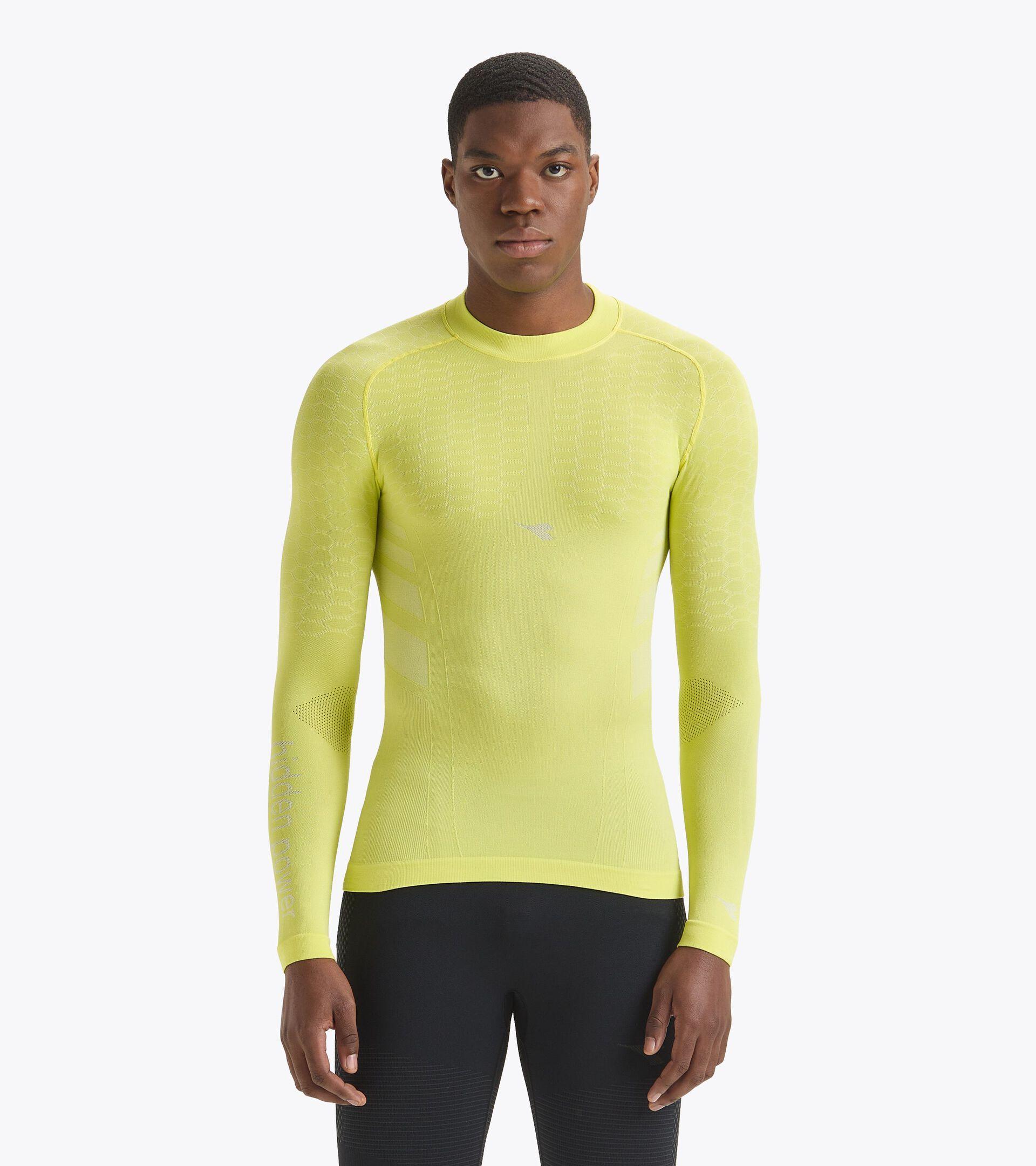 LS TURTLE NECK ACT Product Image