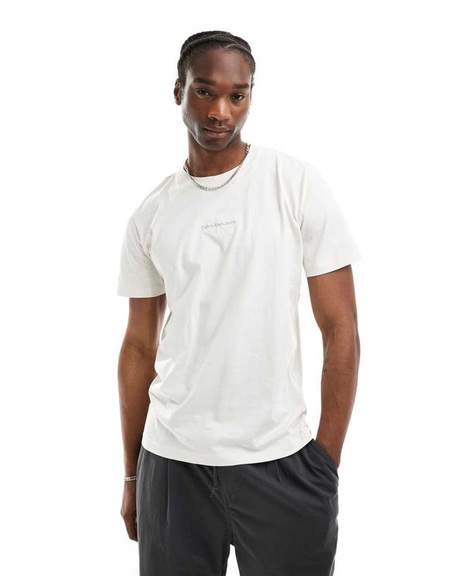 Calvin Klein Jeans monologo T-shirt in ivory white Product Image