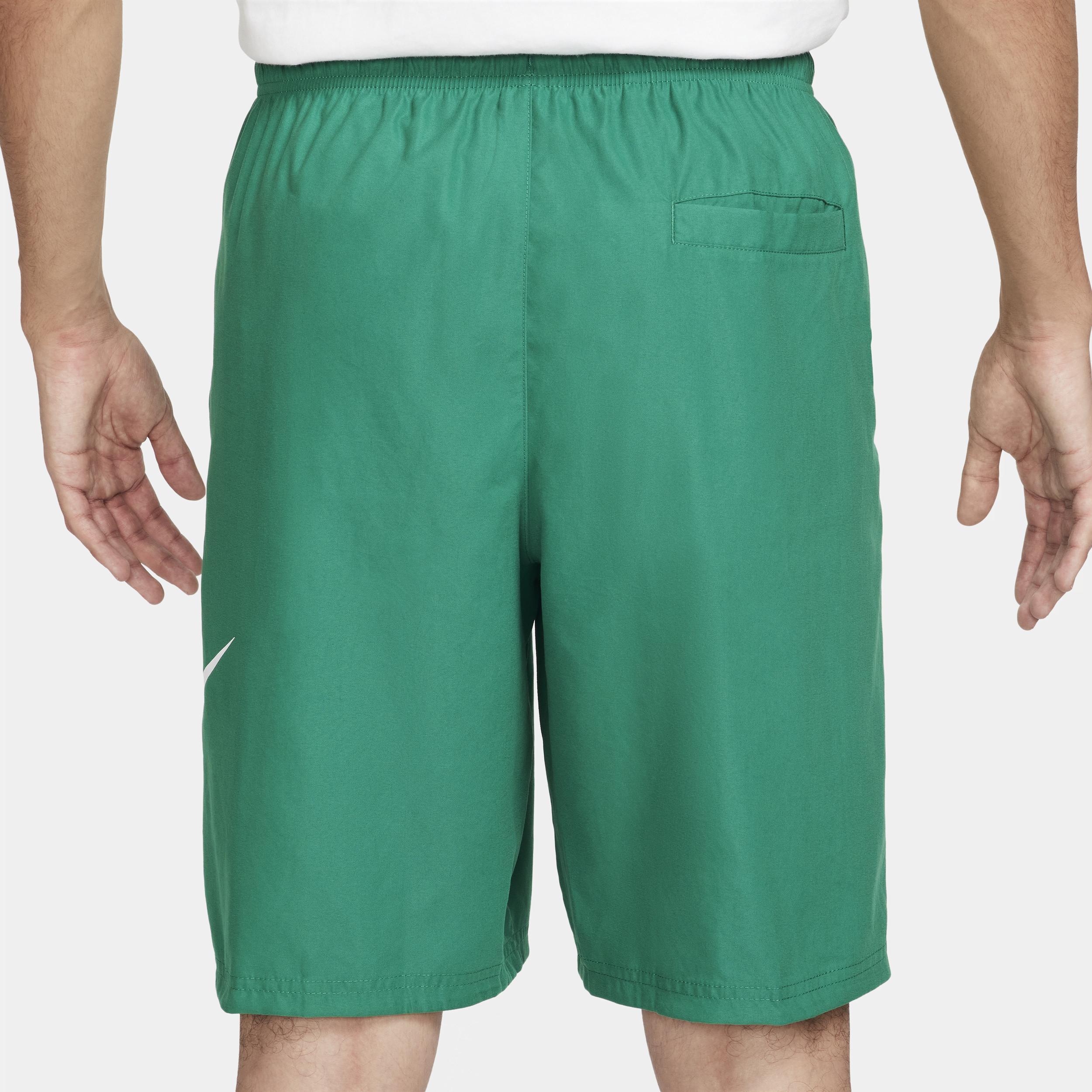 Nike Men's Club Woven Shorts Product Image