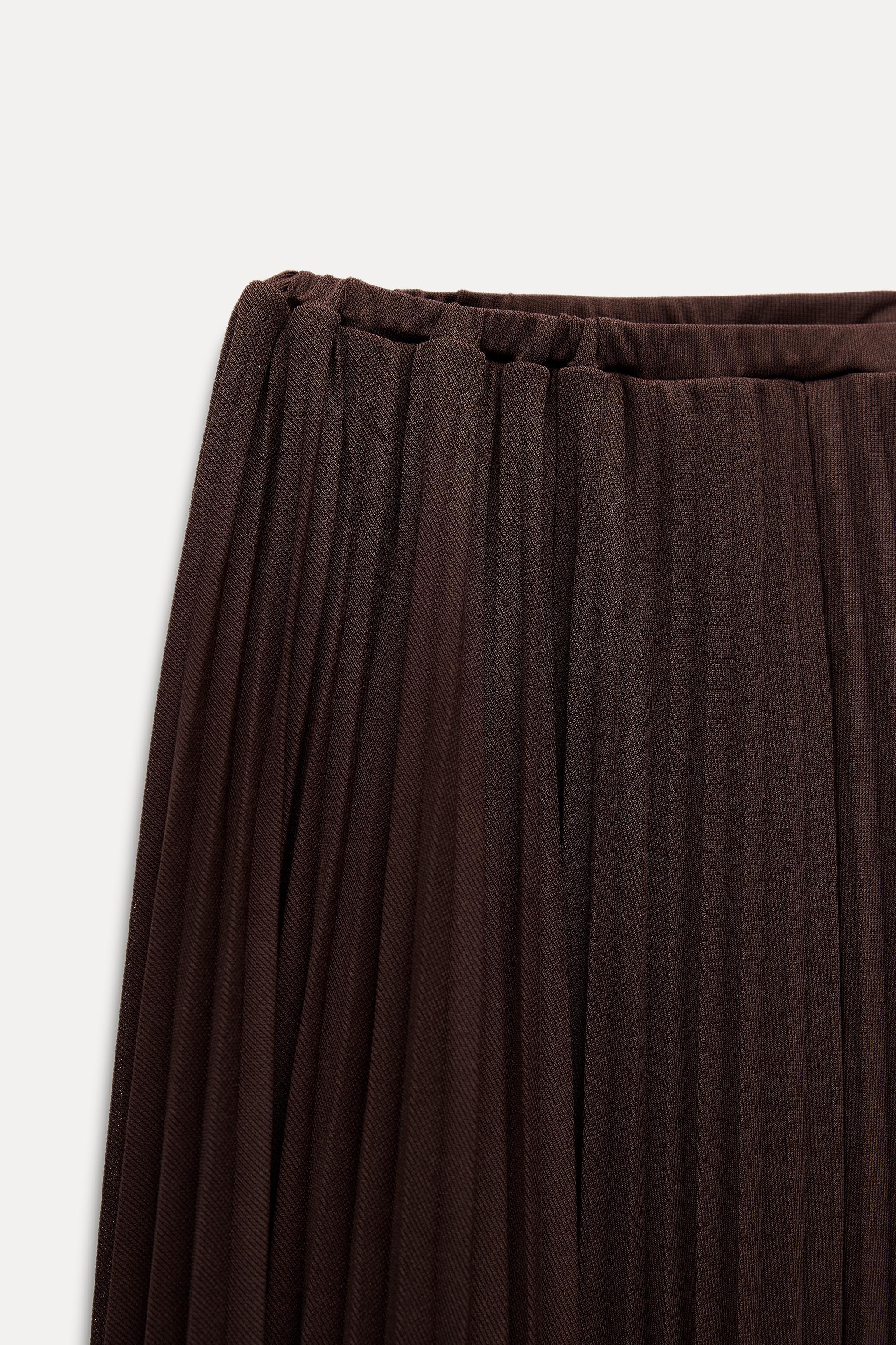 PLEATED MIDI SKIRT Product Image