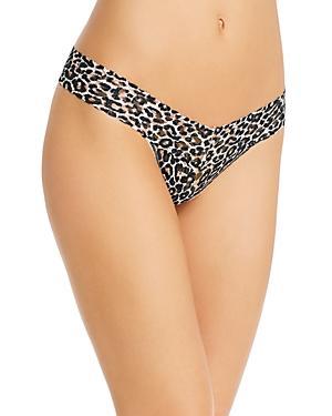 Printed Low-Rise Signature Lace Thong Product Image