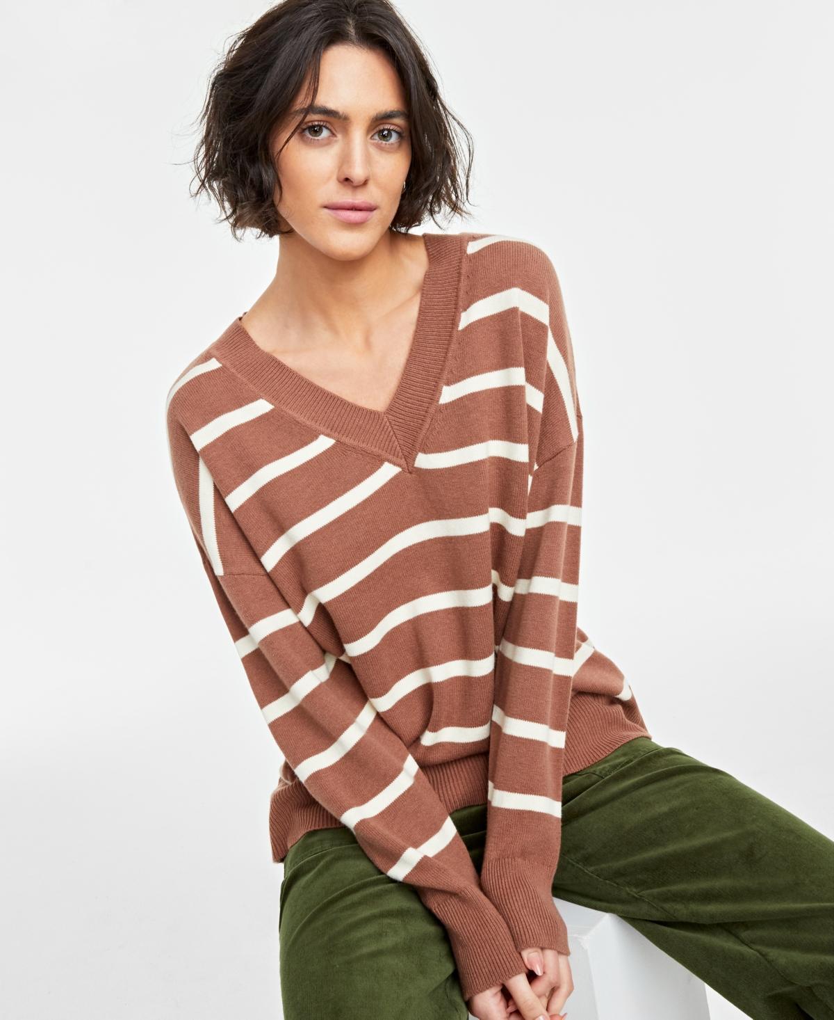 On 34th Womens V-Neck Dropped-Shoulder Sweater, Created for Macys Product Image