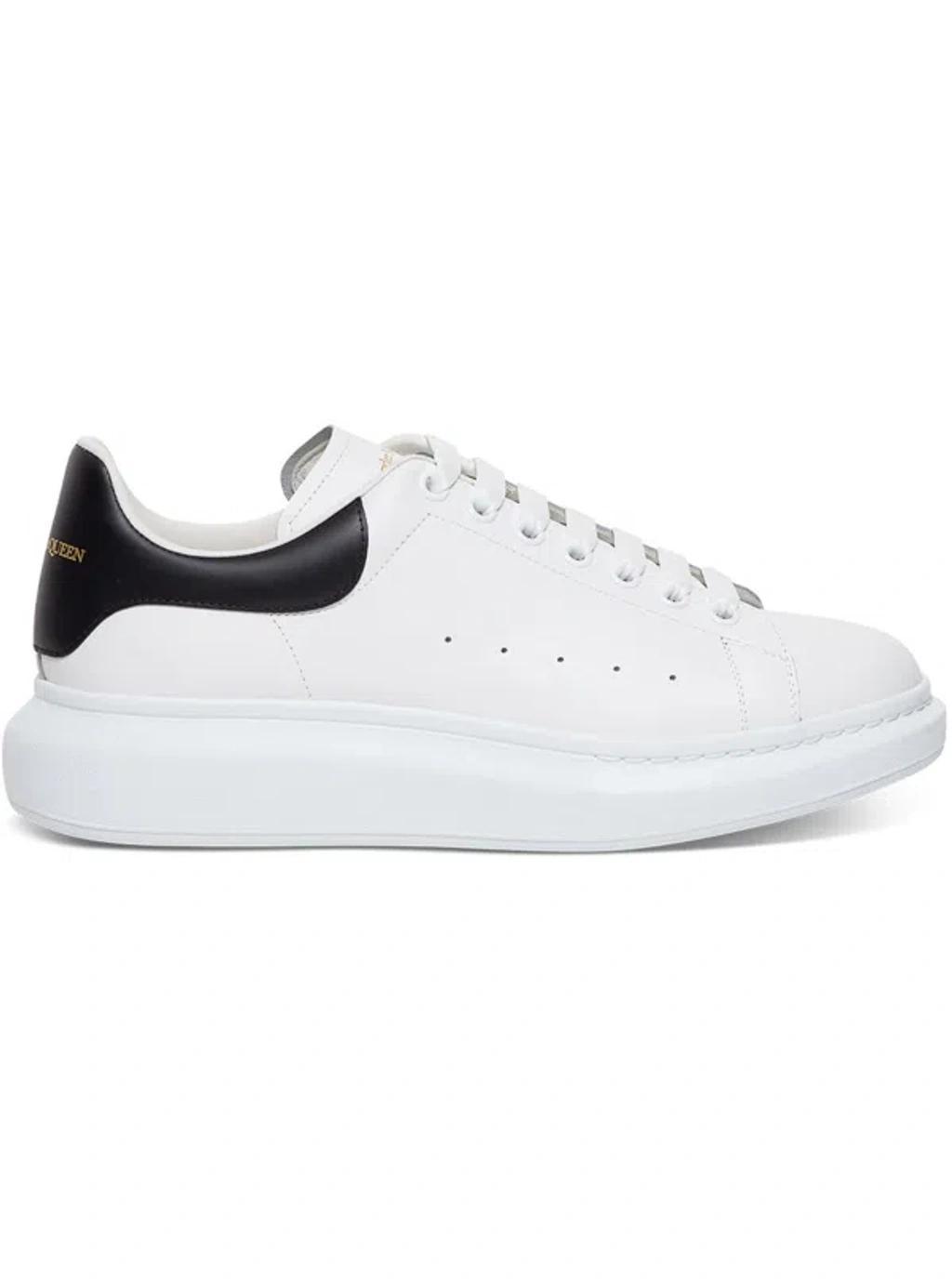 White And Black Leather Oversize Sneakers Man Product Image