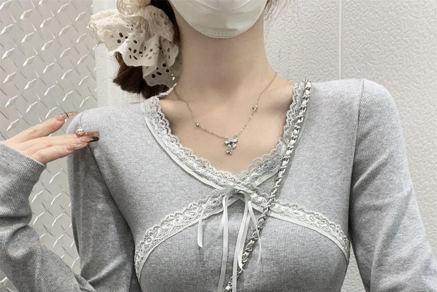 Long-Sleeve V-Neck Lace Trim Plain Top Product Image