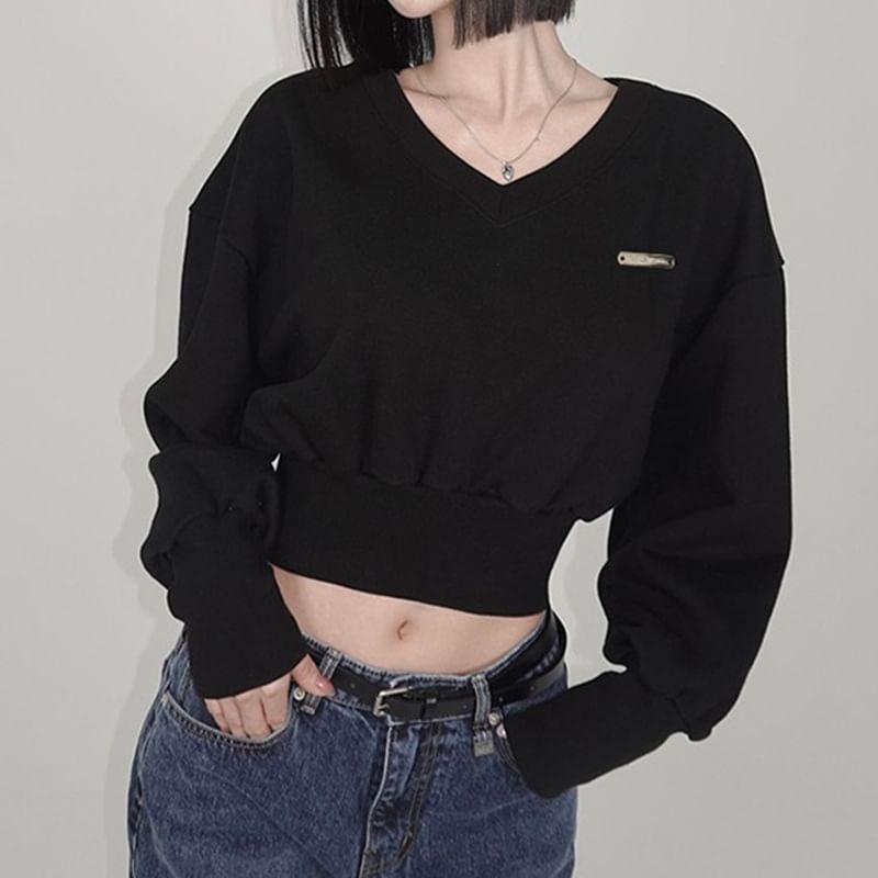 Long Sleeve V-Neck Plain Crop Sweatshirt Product Image