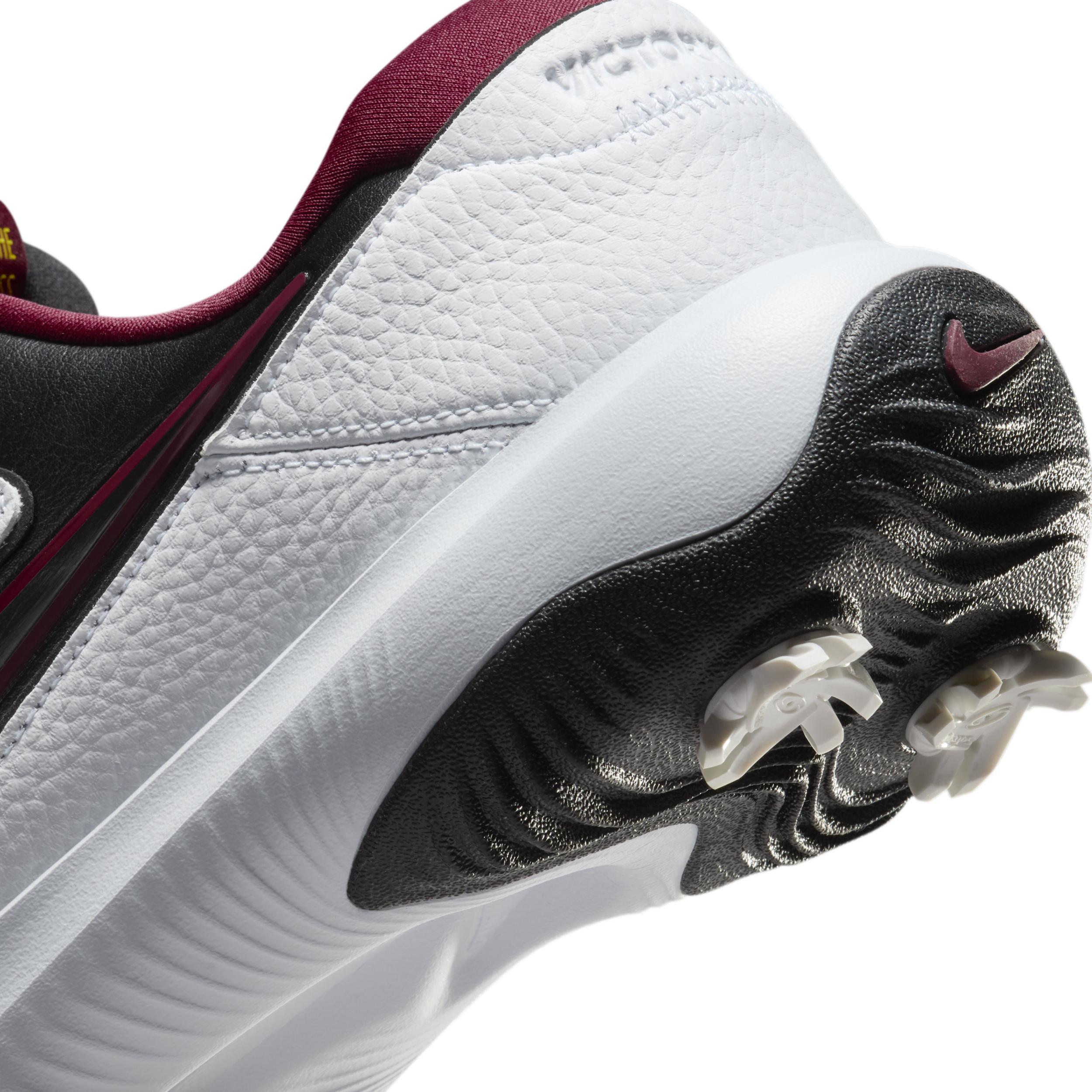 Nike Men's Victory Pro 3 Golf Shoes Product Image