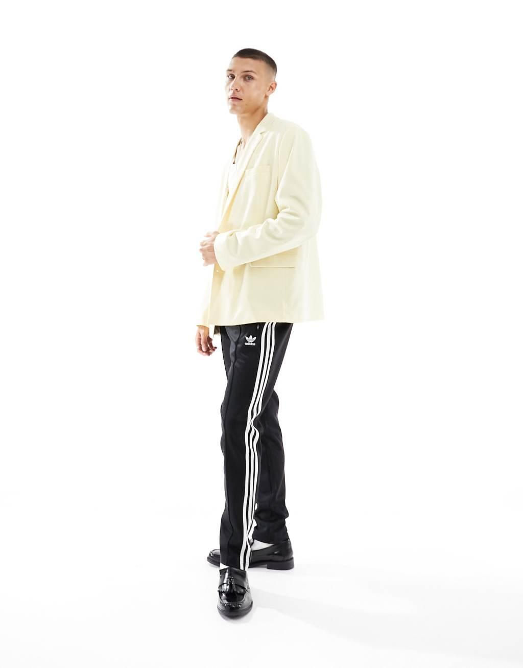 ASOS DESIGN oversized blazer in pale yellow Product Image