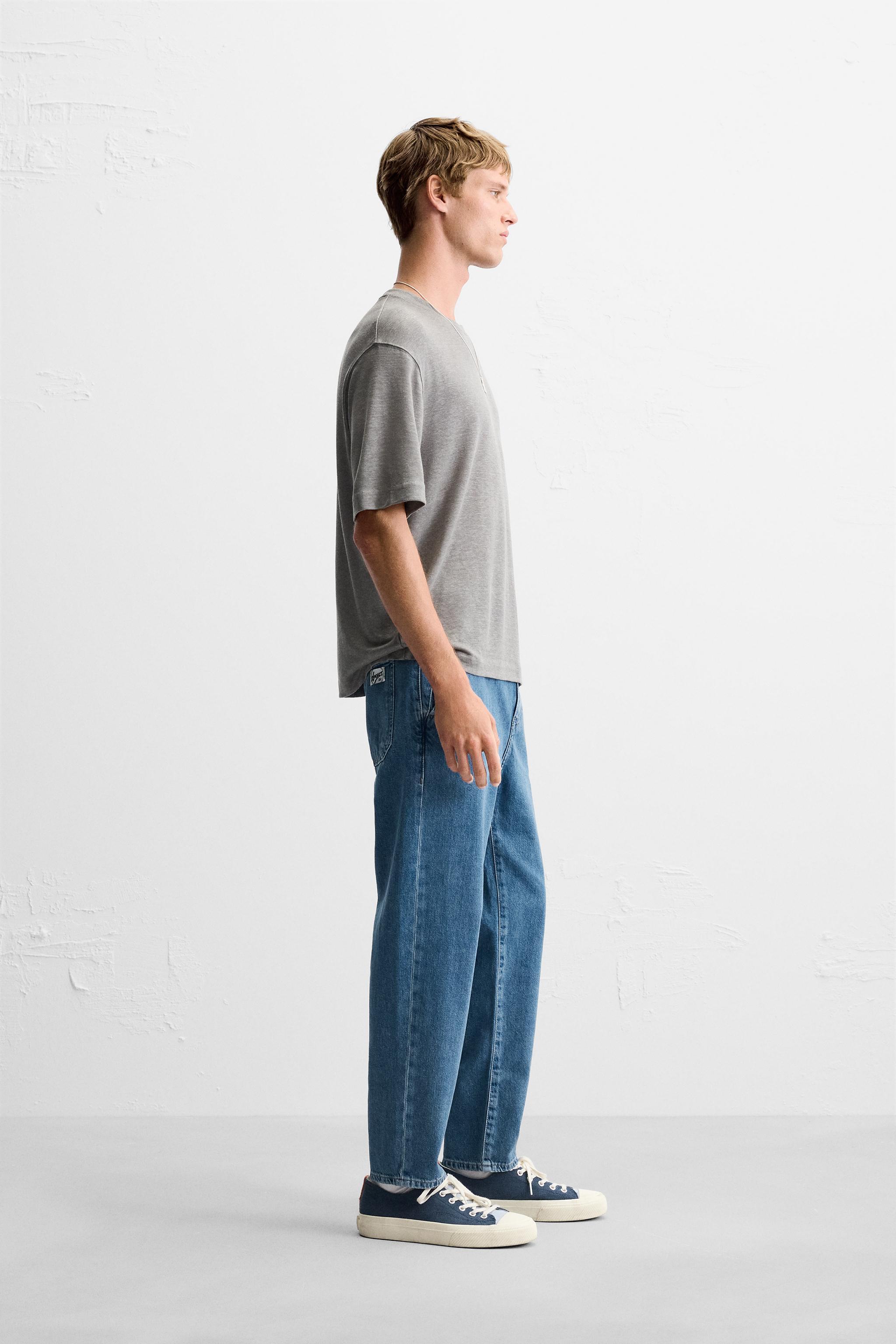 SLOUCHY FIT JEANS Product Image