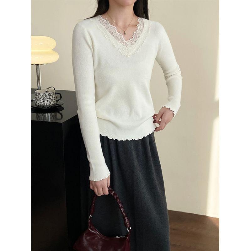 Long-Sleeve V-Neck Plain Lace Panel Lettuce Edge Knit Top Product Image