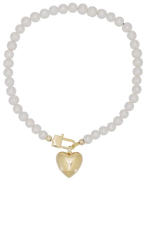 Heart Pearl Necklace Product Image