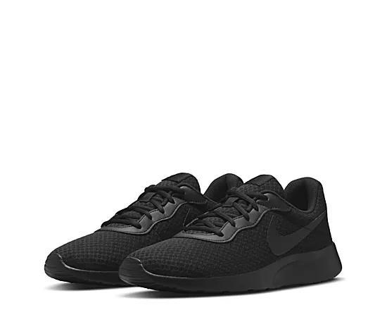 Nike Men's Tanjun Shoes Product Image