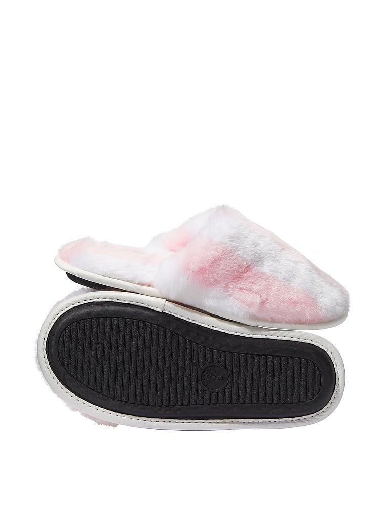 Closed-Toe Faux Fur Slippers Product Image