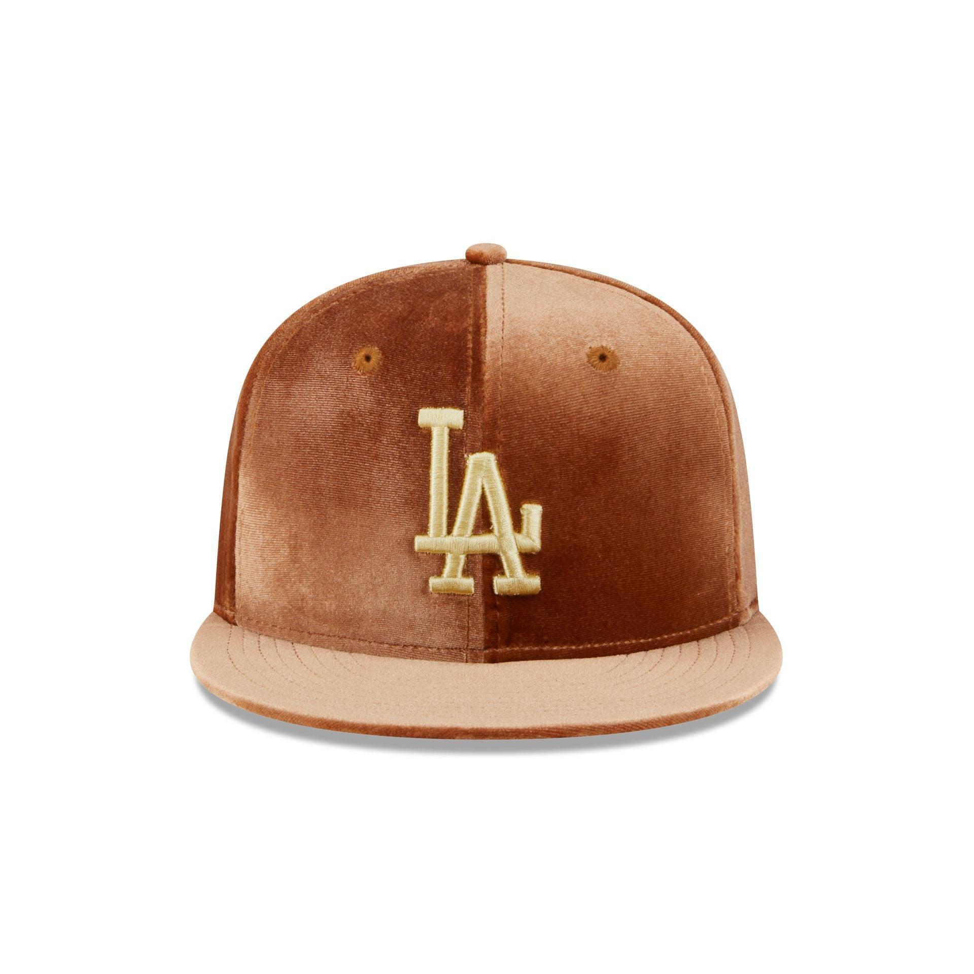 Los Angeles Dodgers Vintage Velvet 59FIFTY Fitted Hat Male Product Image