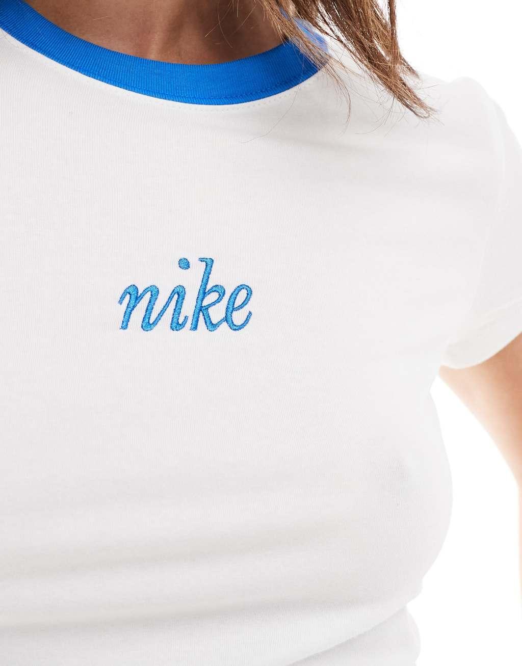 Nike logo cropped T-shirt in white Product Image