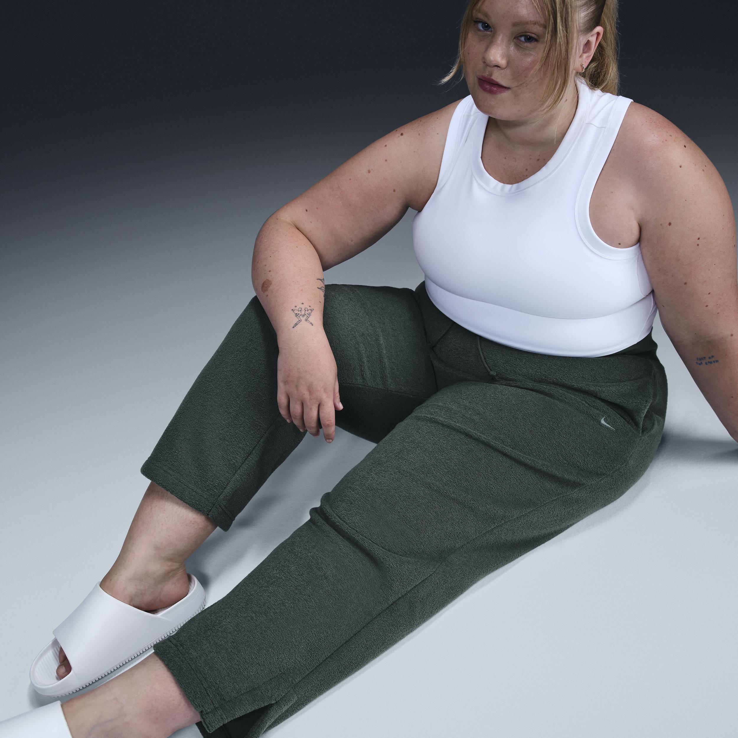 Women's Nike Sportswear Phoenix Plush High-Waisted Wide-Leg Cozy Fleece Pants (Plus Size) Product Image