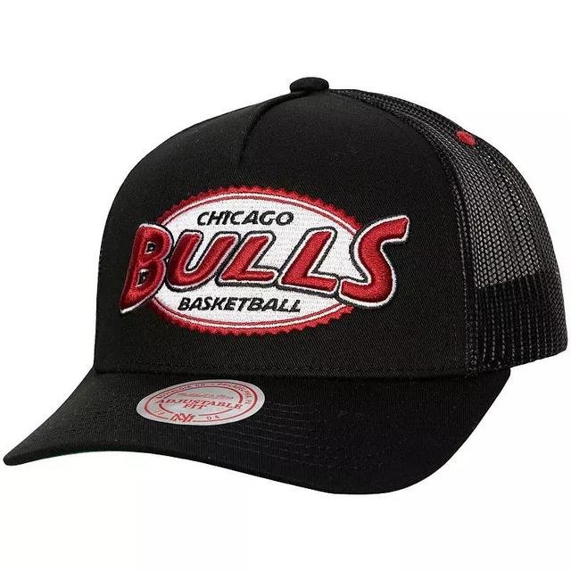 Mens Mitchell & Ness Black Chicago Bulls Team Seal Trucker Snapback Hat Product Image