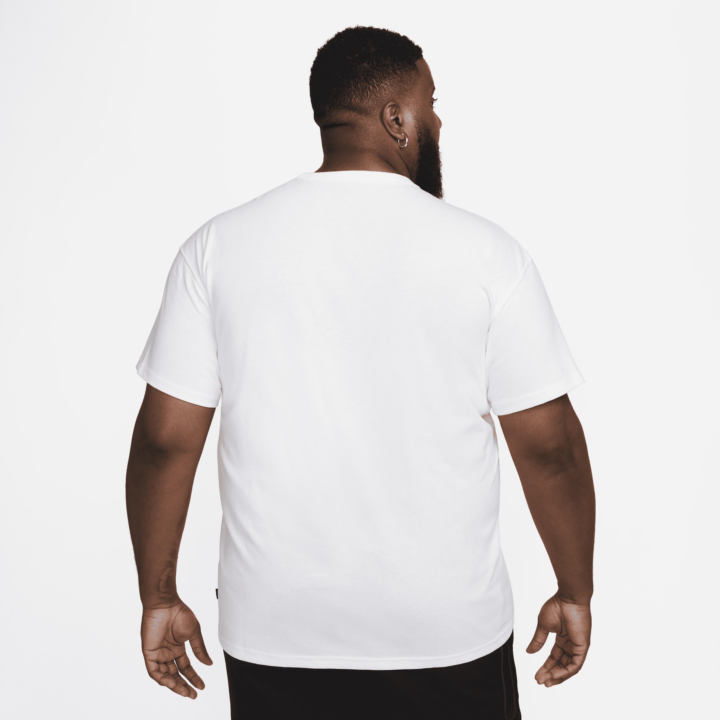 Men's Nike Sportswear Premium Essentials Pocket T-Shirt Product Image