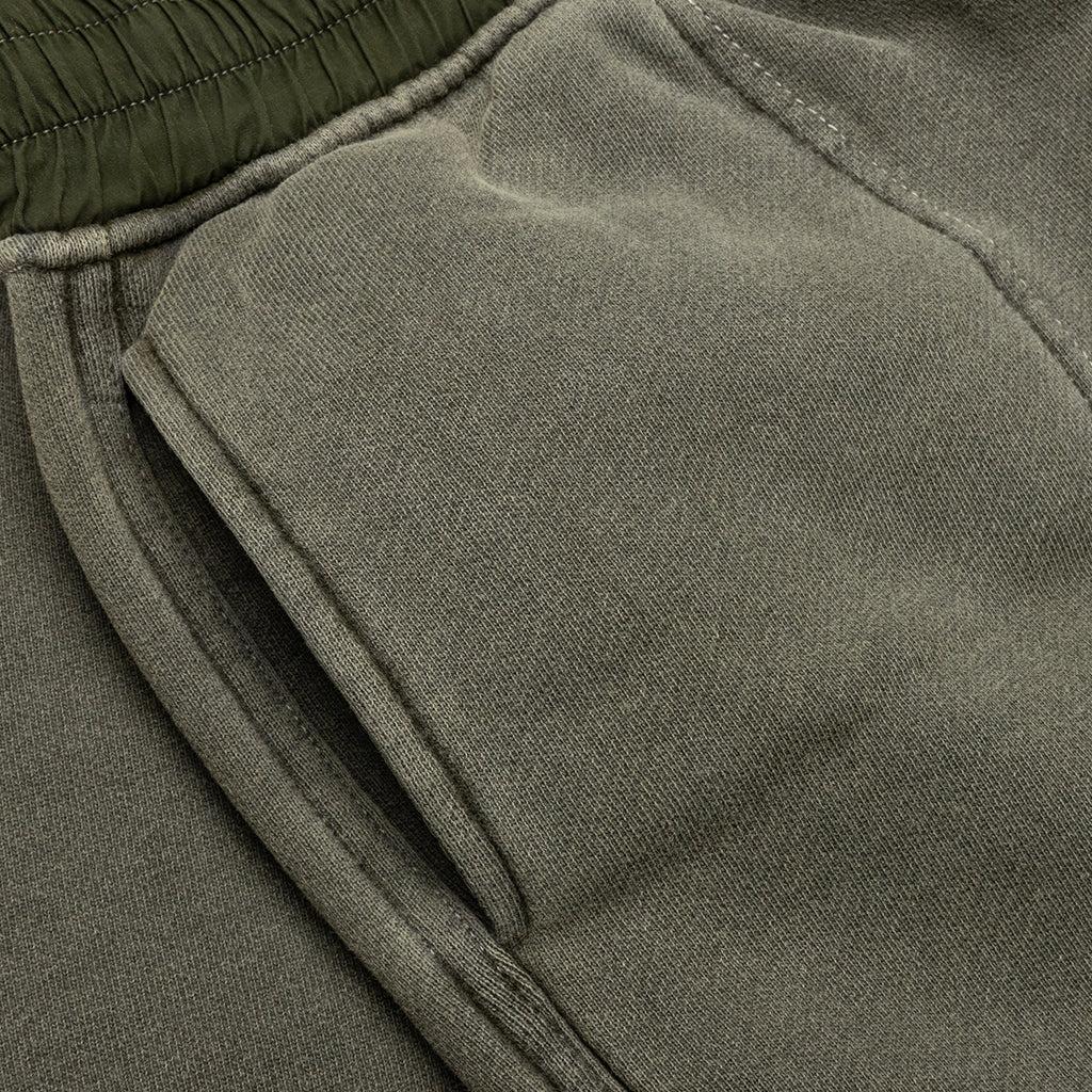 Marc Sweatshort - Olive Pigment Male Product Image