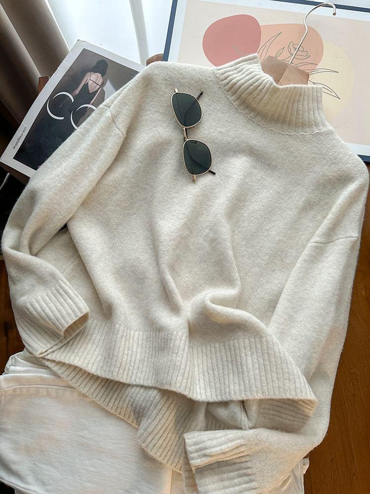 Long Sleeve Turtleneck Plain Knitted Sweater Product Image