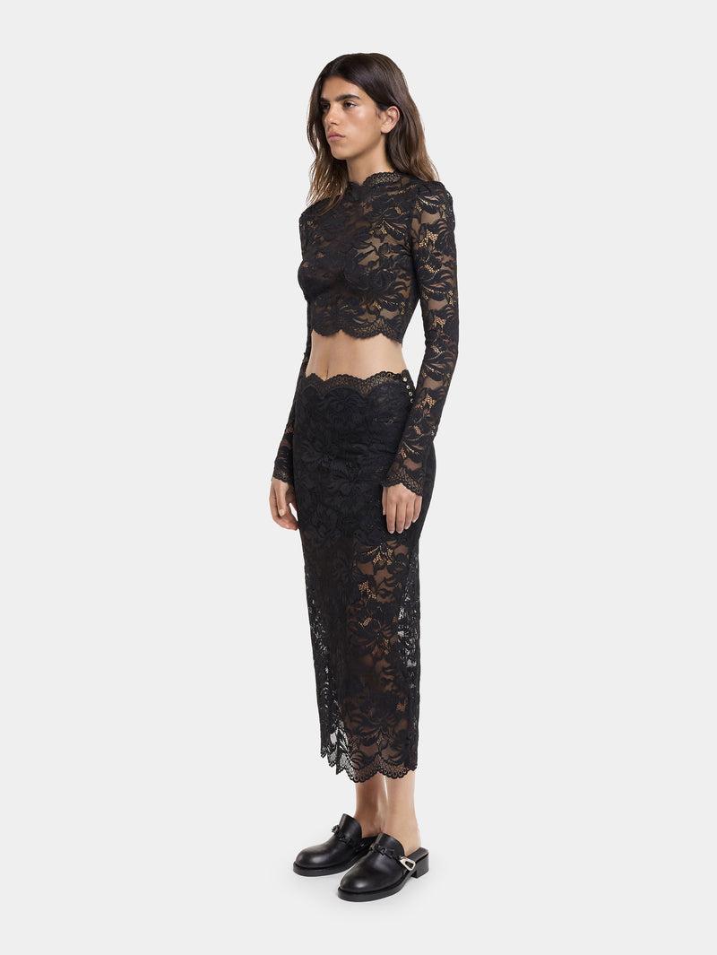 BLACK CROP TOP IN LACE Product Image