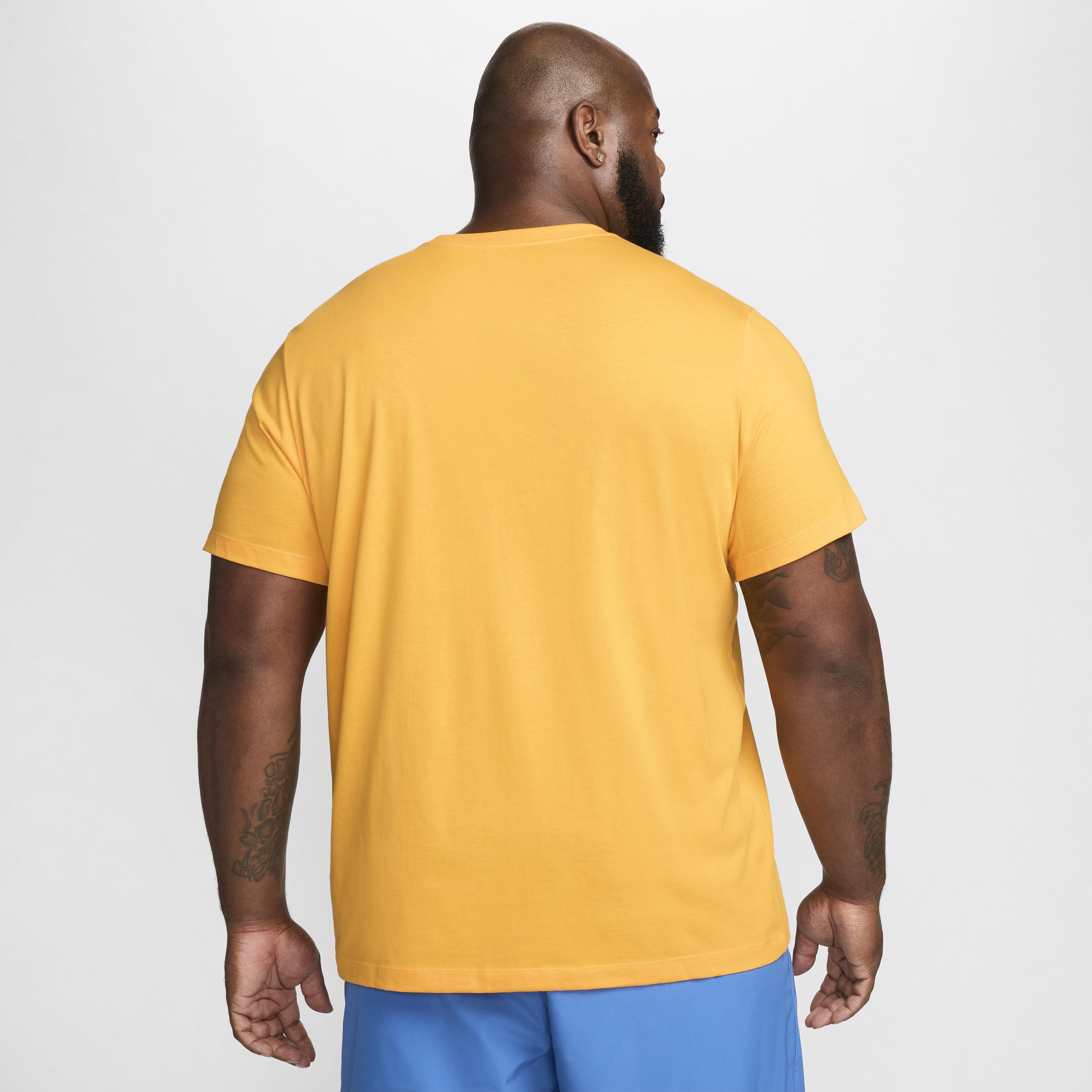 Nike Men's Fitness T-Shirt Product Image