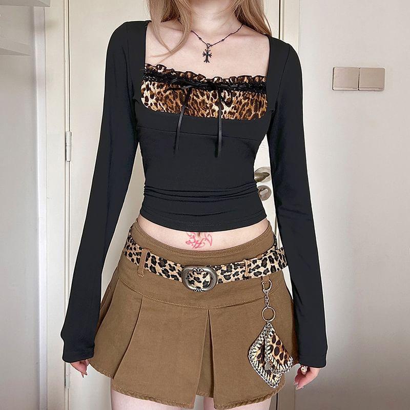 Long-Sleeve Square Neck Leopard Panel Crop Top Product Image