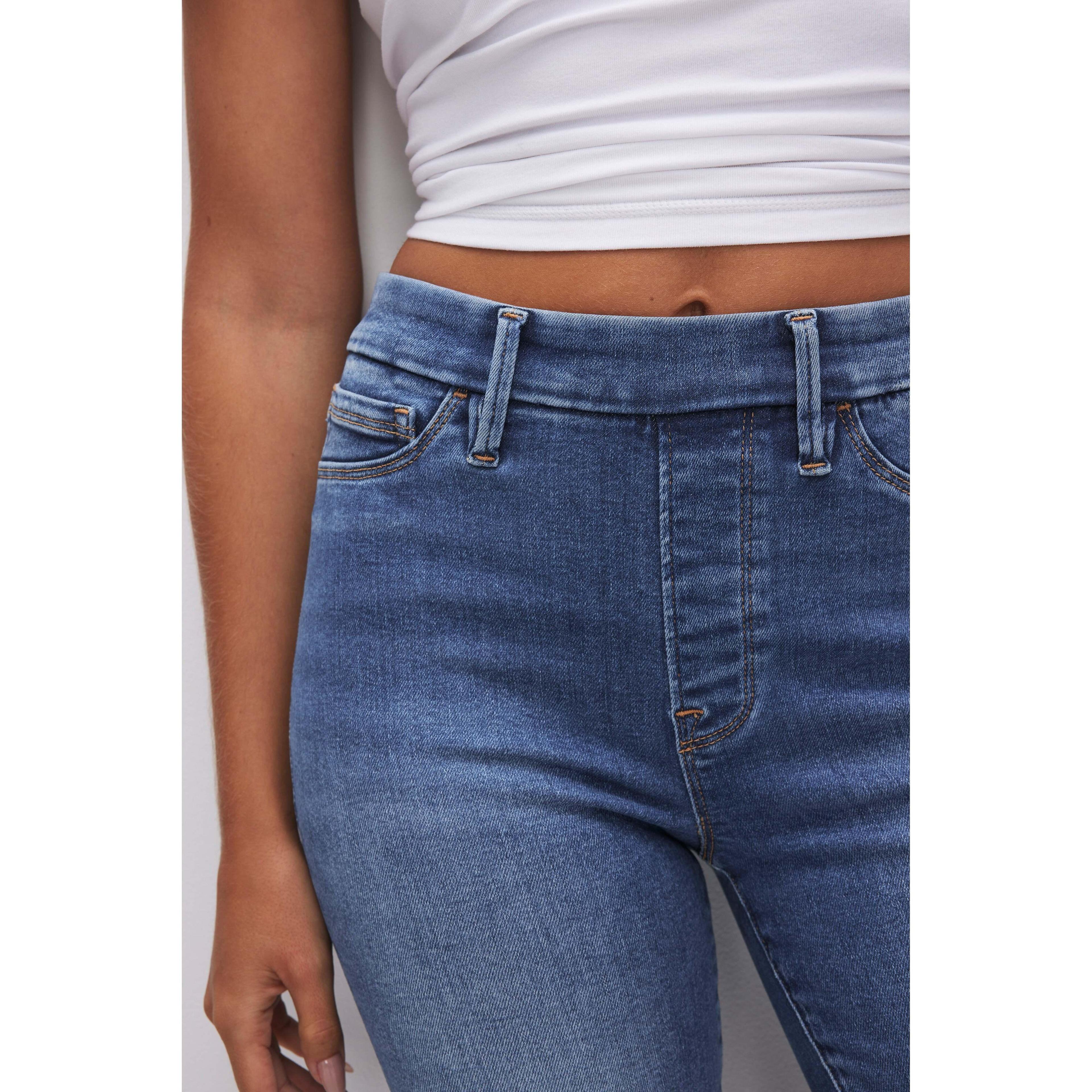 Womens Power Stretch Pull-On Straight Jeans | Indigo, 0 Size 2XL | Good American by Khlo Kardashian Product Image