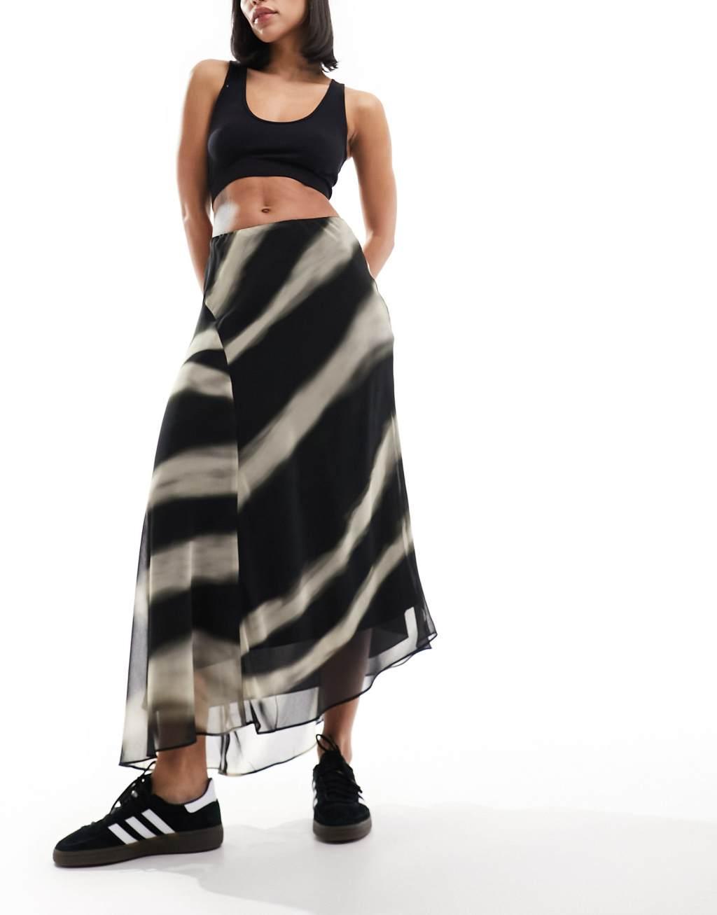 Mango printed midi skirt in black product image