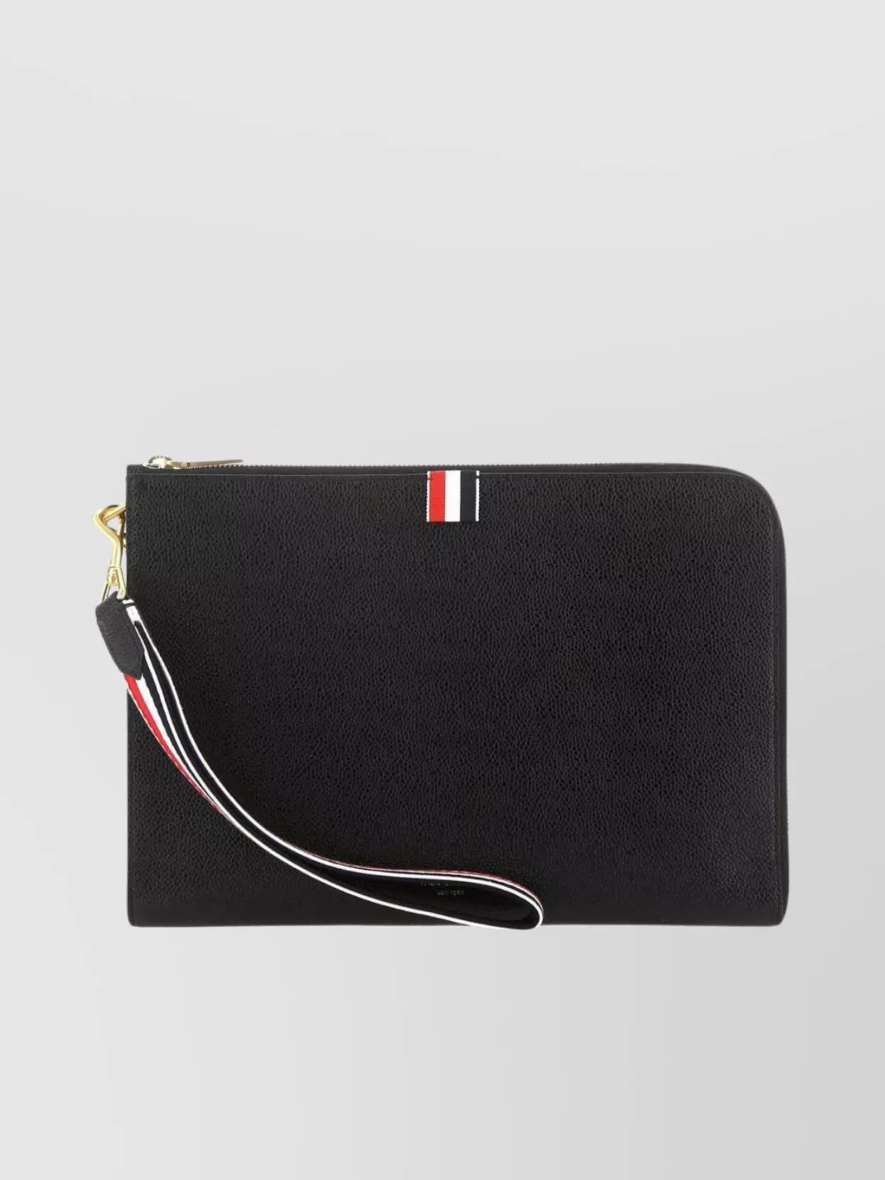 Flat Pouch In Black Product Image