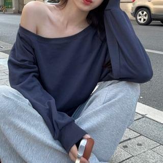 One Shoulder Plain Sweatshirt / Drawstring Waist Plain Wide Leg Sweatpants Product Image