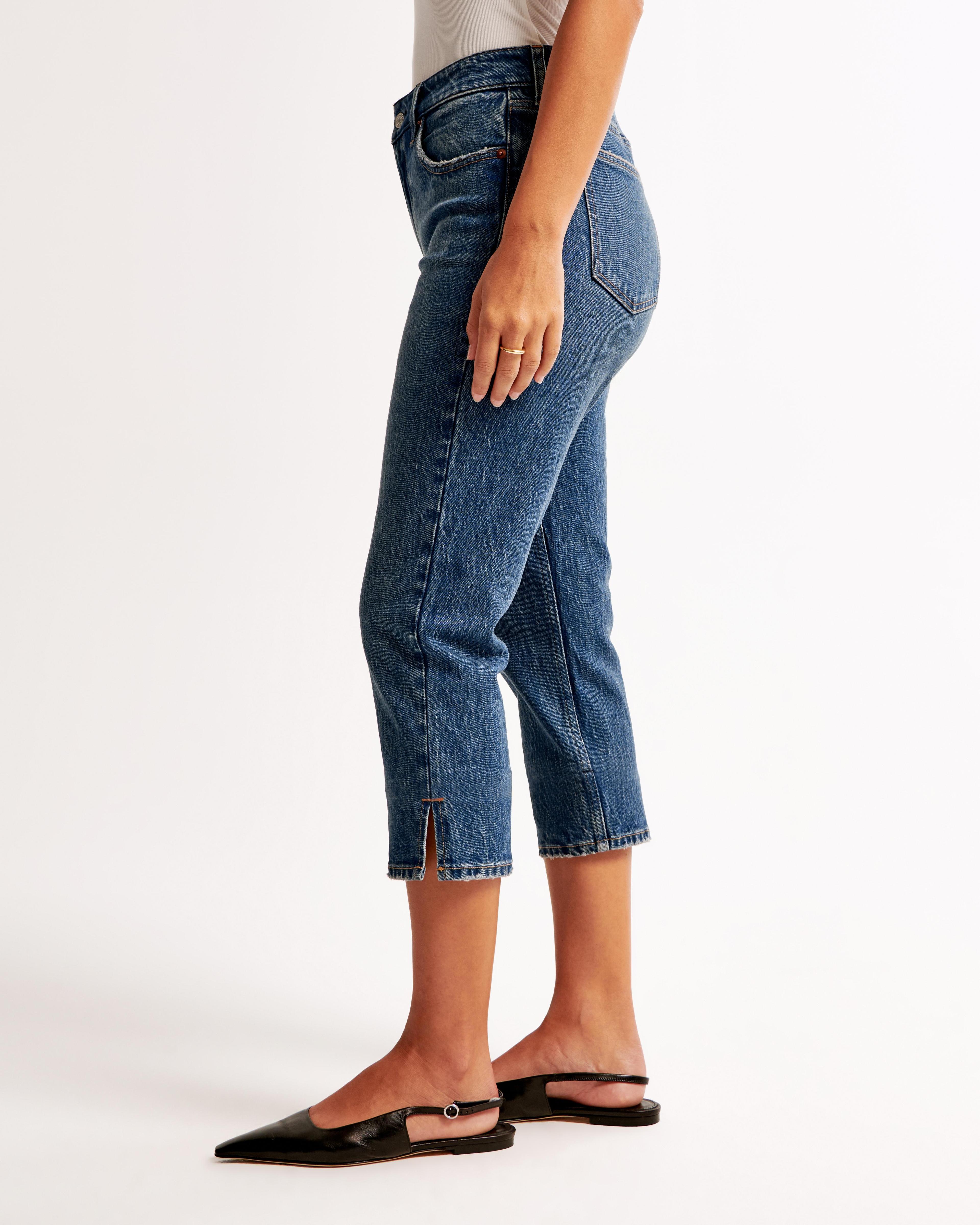 Curve Love Mid Rise Capri Jean Product Image