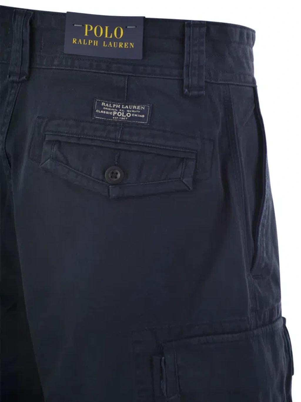 Classic Fit Twill Cargo Short In Navy Blue Product Image