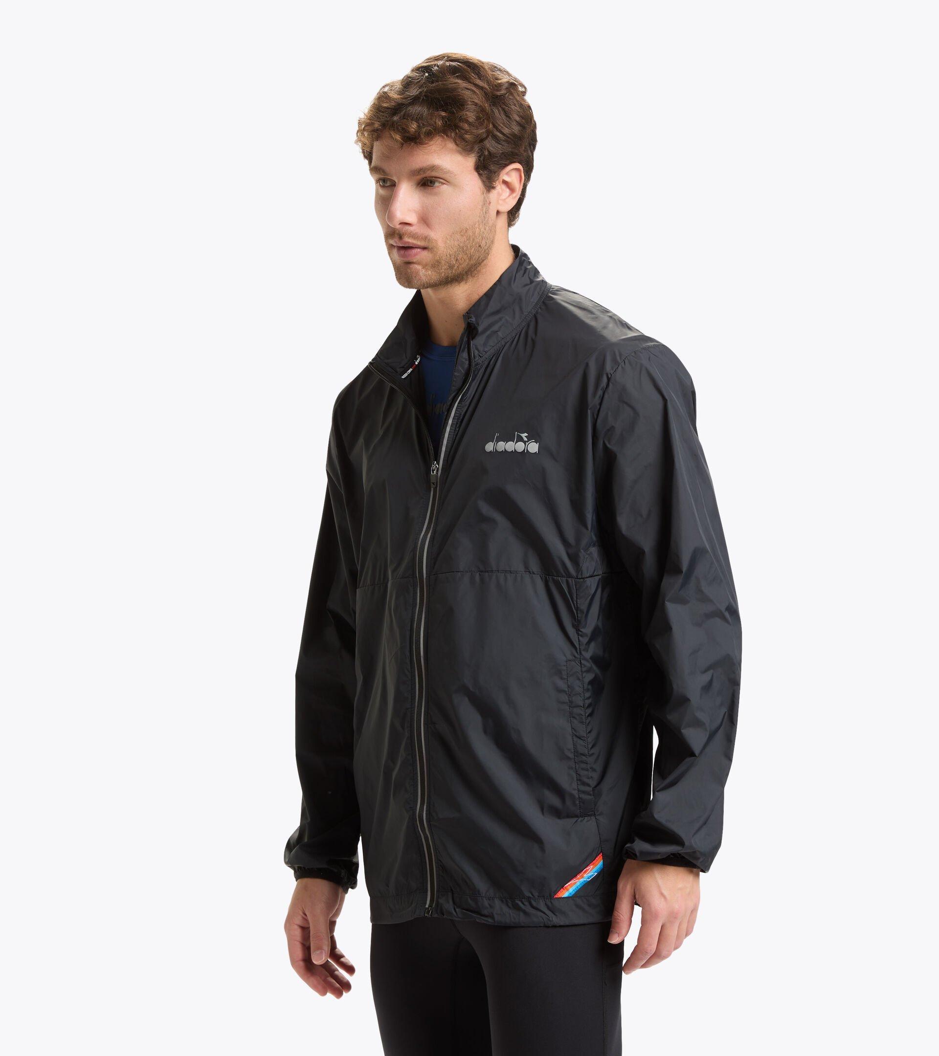 PACKABLE WIND JACKET Product Image