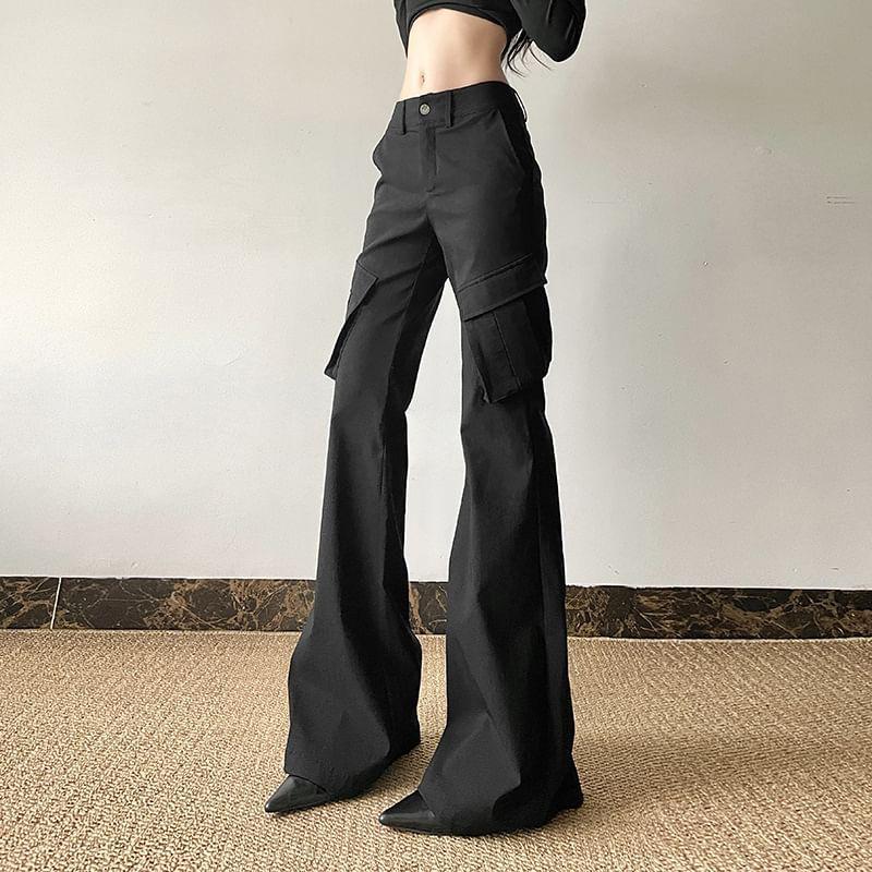 Low Rise Plain Wide Leg Cargo Pants Product Image