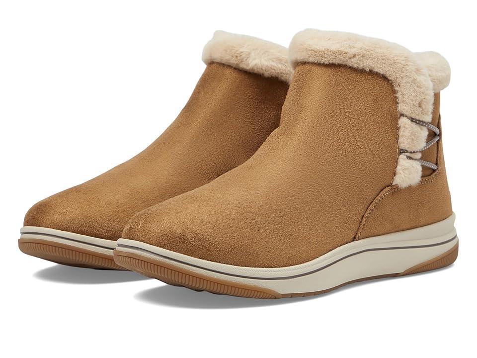 Clarks Breeze Faux Fur (Tan Textile) Women's Boots Product Image