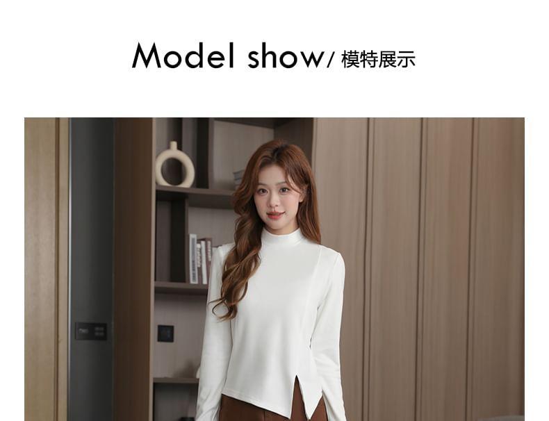 Long-Sleeve Mock Neck Plain Asymmetrical Slit Slim Fit Tee Product Image