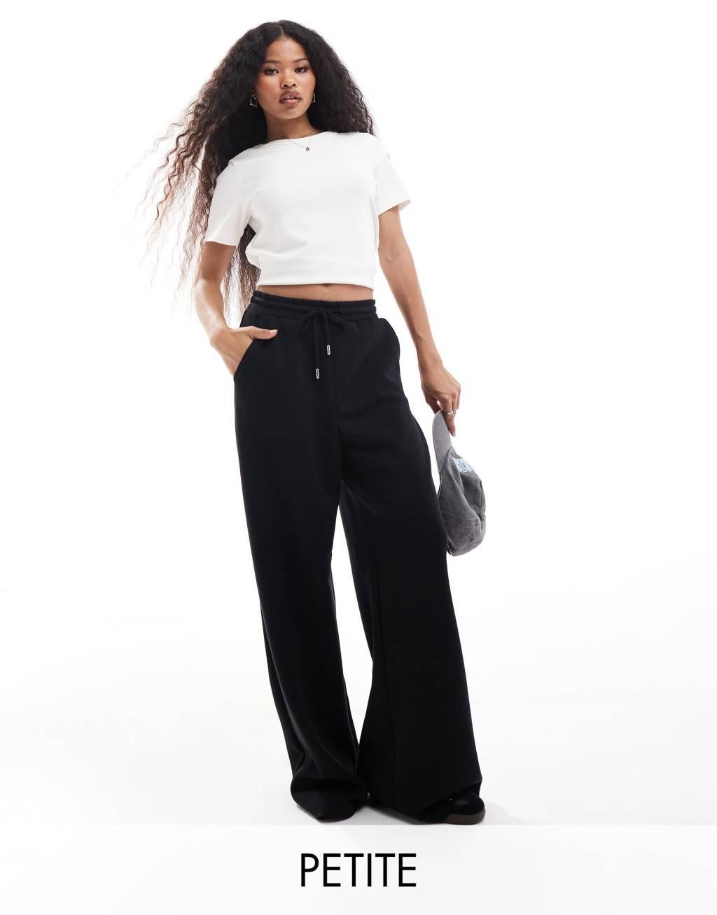 Stradivarius Petite soft touch wide leg sweatpants in black product image