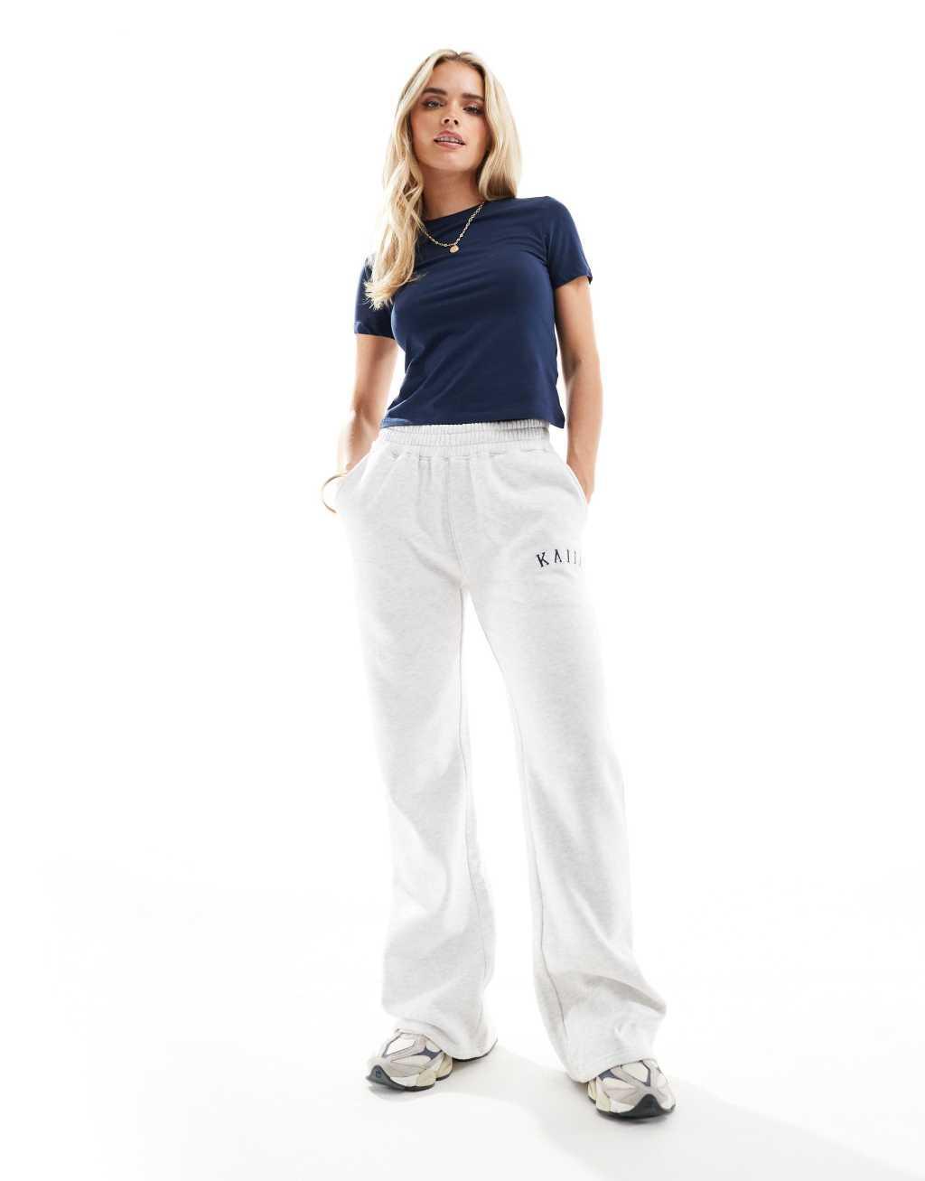 Kaiia Petite wide leg sweatpants in light gray Product Image