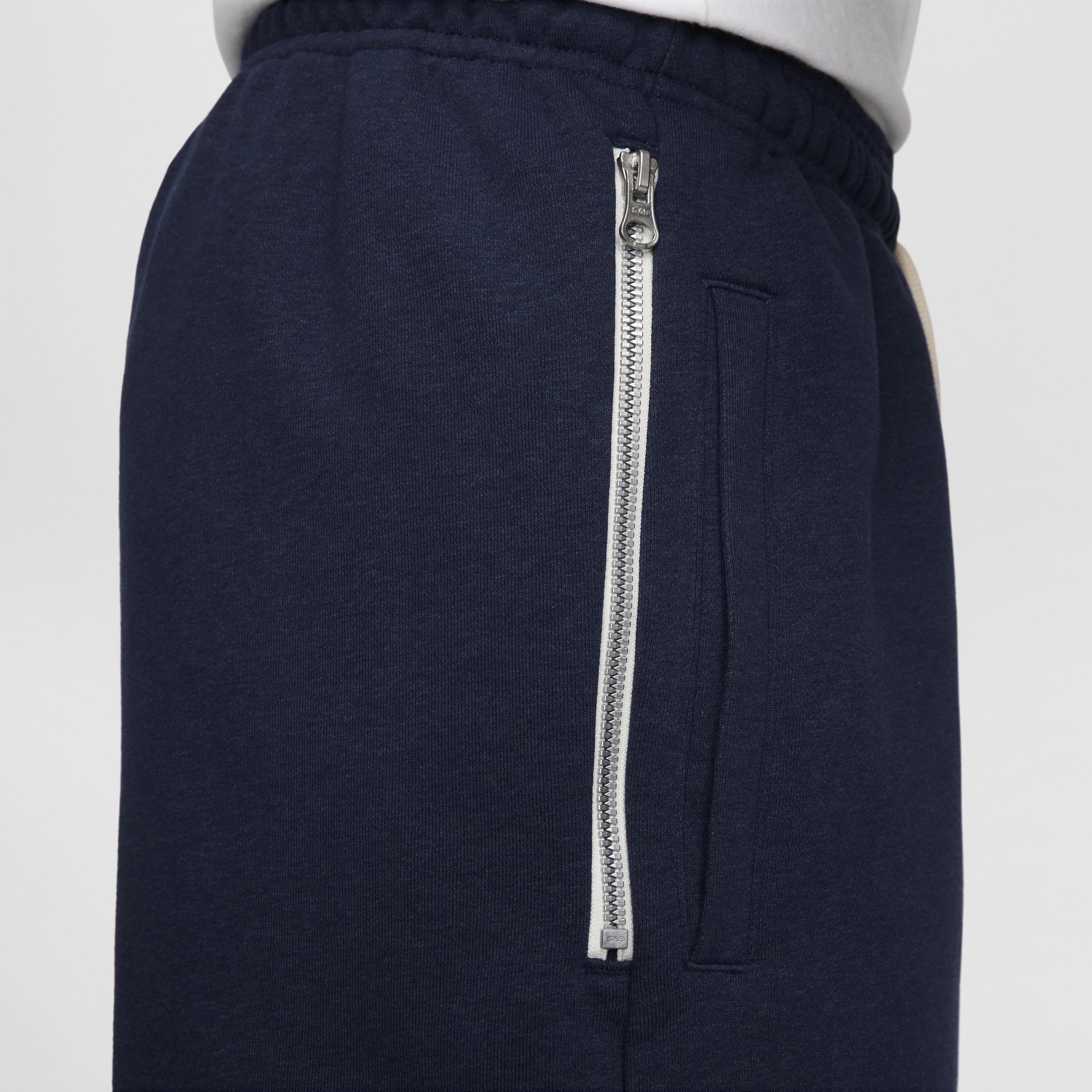 Nike Men's Standard Issue 8" Dri-FIT Fleece Basketball Shorts Product Image