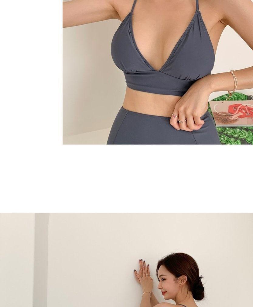 Set: Plain Bikini Top + Bottom Product Image