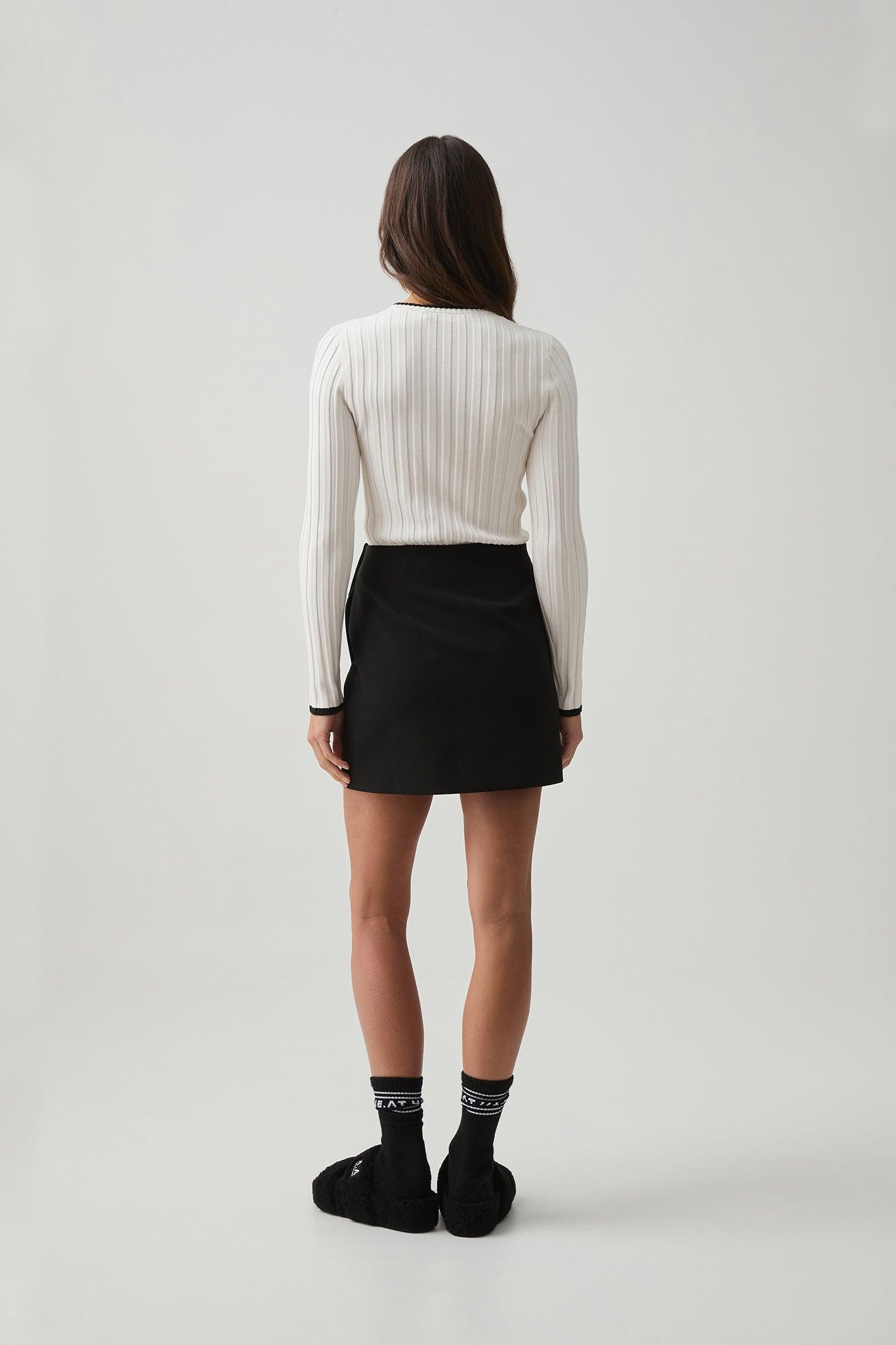 Contrast Long Sleeve Rib Knit Top 438 Product Image