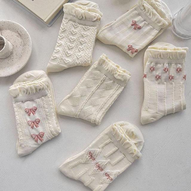 Set of 3 Pairs: Plain Ruffle Trim Socks Product Image