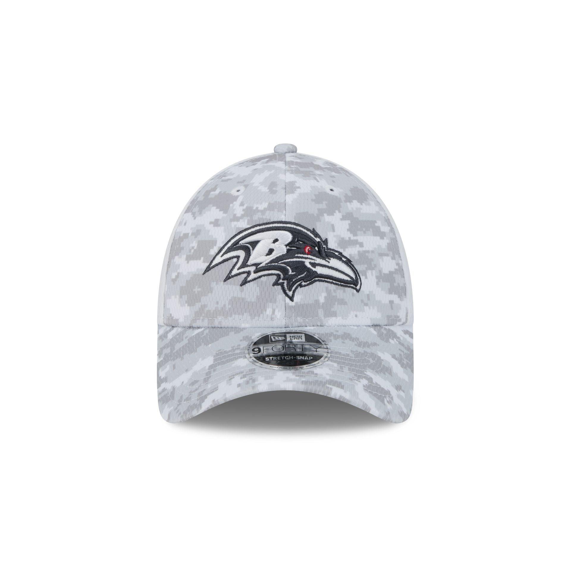 Baltimore Ravens 2024 Salute to Service 9FORTY Stretch-Snap Hat Male Product Image