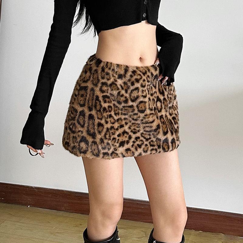 High Rise Leopard Mini A-Line Skirt Product Image